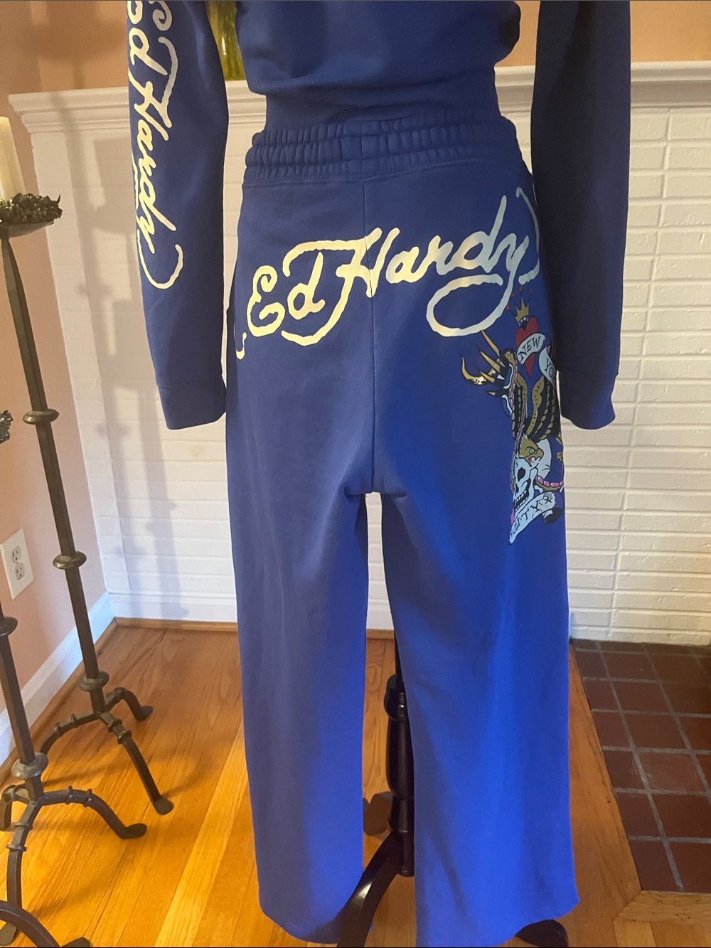 Ed Hardy Crop Hoodie/Matching Pants - Picture 8 of 10